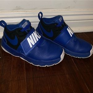 Nike Kids Team Hustle D8